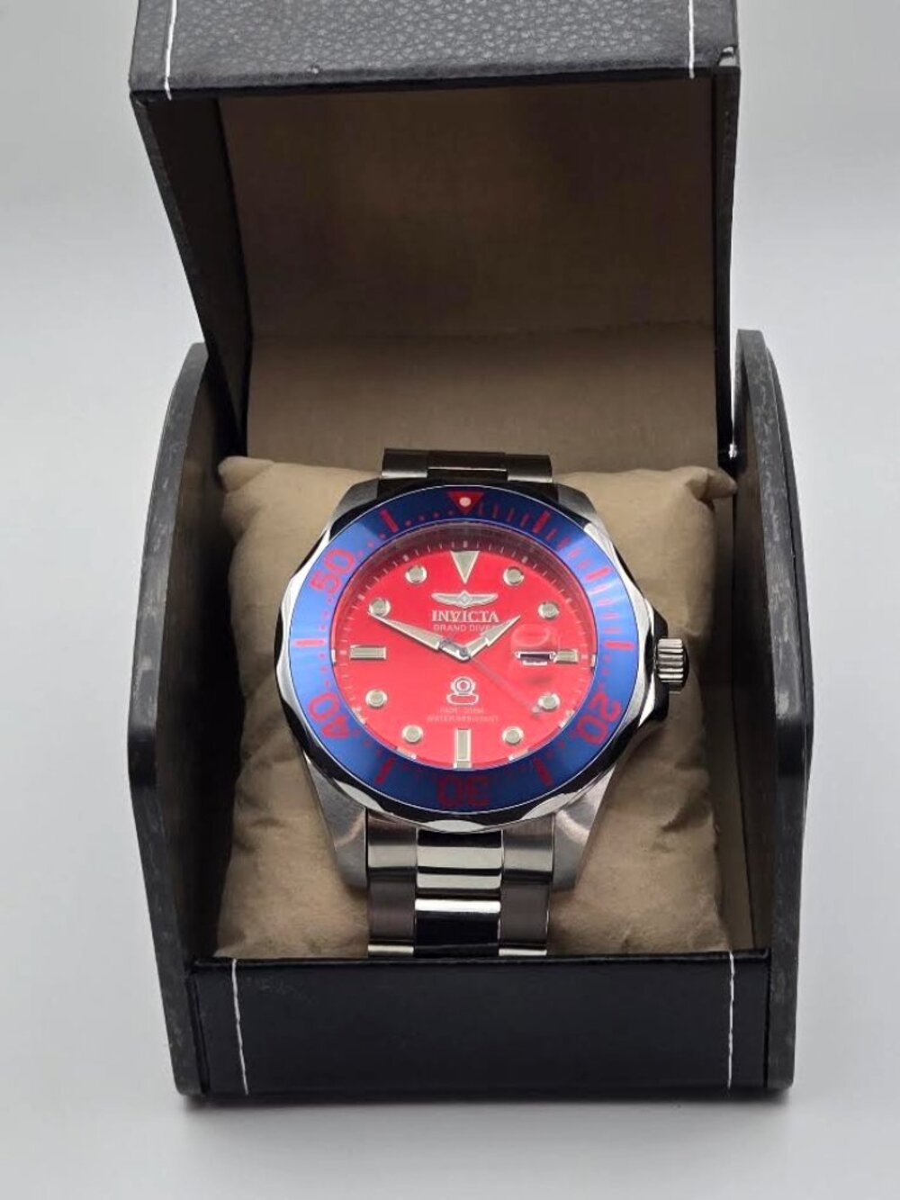 Invicta 14657 Pro Diver Men's 55mm Red & Blue Quartz watch